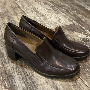 Womens Aerosoles Leather Loafer, size 10, like new